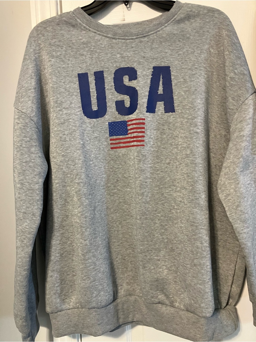 USA Patriotic SHEIN Crewneck Sweatshirt and Shorts Gray Womens Size XL - Picture 2 of 4
